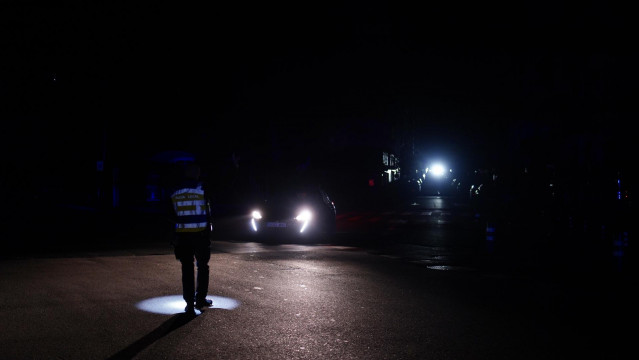 Calles sin electricidad durante el apagón en Coruña, a 28 de abril de 2025, en A Coruña, Galicia (España).
