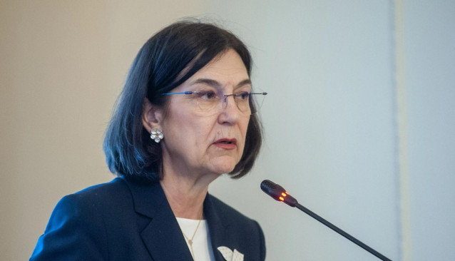 Archivo - La presidenta de la CNMC, Cani Fernández