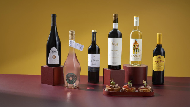 Archivo - Porfolio de vinos españoles de Vinarchy (Tarsus, Campo Viejo e Ysios)