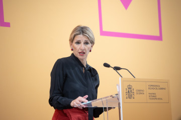La vicepresidenta segunda del Gobierno y ministra de Trabajo y Economía Social, Yolanda Díaz, presenta la Comisión de Evaluación de la Reforma Laboral, en la sede del Ministerio, a 30 de abril de 