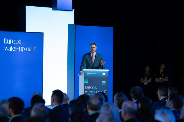 El presidente del Gobierno, Pedro Sánchez, durante la 40 Reunió Cercle d'Economia, en el Palau de Congresos de Cataluña, a 5 de mayo de 2025, en Barcelona, Cataluña (España).