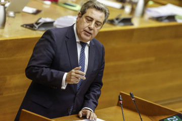 Archivo - El síndic de Vox en Les Corts, José María Llanos, durante un debate de política general