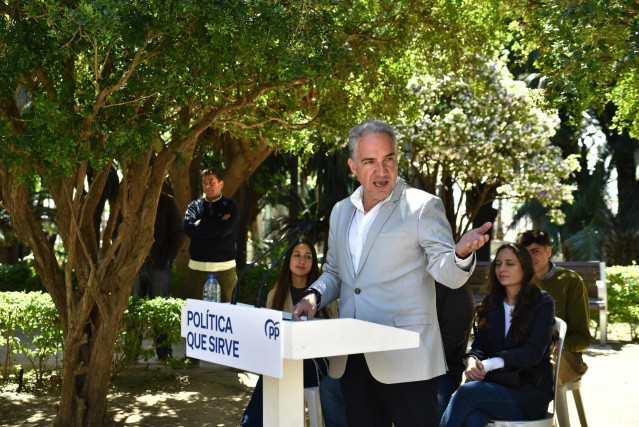 El vicesecretario de Coordinación Autonómica del Partido Popular, Elías Bendodo, en un acto en Málaga. (Foto de archivo).