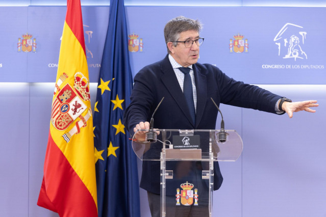 Archivo - El portavoz del PSOE en el Congreso, Patxi López, a 18 de marzo de 2025, en Madrid (España).