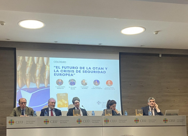 El Real Instituto Universitario de Estudios Europeos de la Universidad CEU San Pablo ha presentado su nuevo libro titulado 