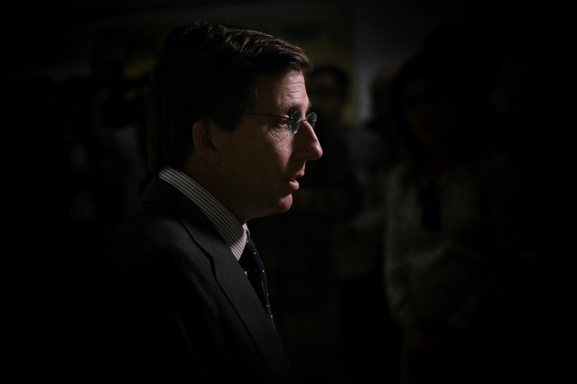 El alcalde de Madrid, José Luis Martínez-Almeida, durante un pleno en el Ayuntamiento de Madrid