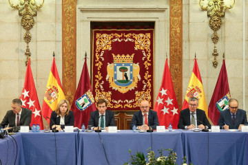 Archivo - La vicealcaldesa de Madrid, Inmaculada Sanz (2i); el alcalde de Madrid, José Luis Martínez-Almeida (3i), y el delegado del Gobierno en la Comunidad de Madrid, Francisco Martín (4i), duran