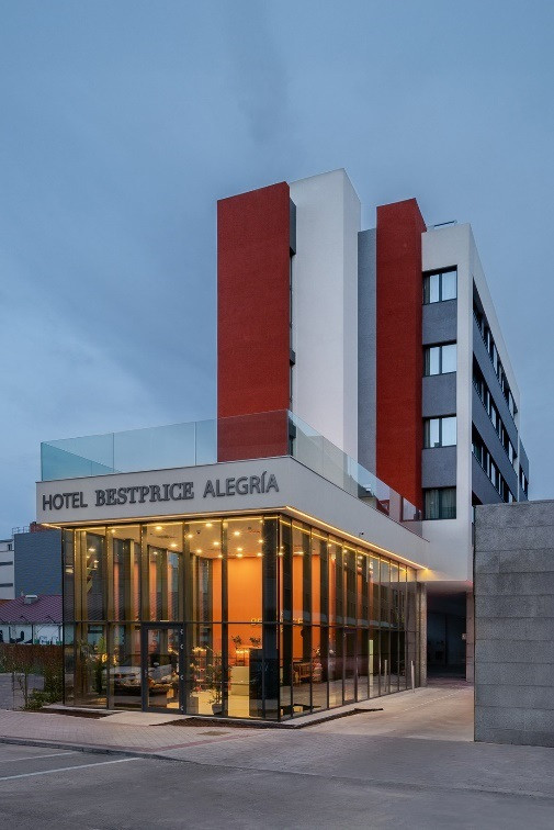 Hoteles Bestprice factura ingresos récord hasta marzo y logra un Ebitda de 868.000, un 19% más.