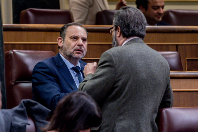Archivo - El exministro socialista José Luis Ábalos, en un pleno en la Cámara Baja