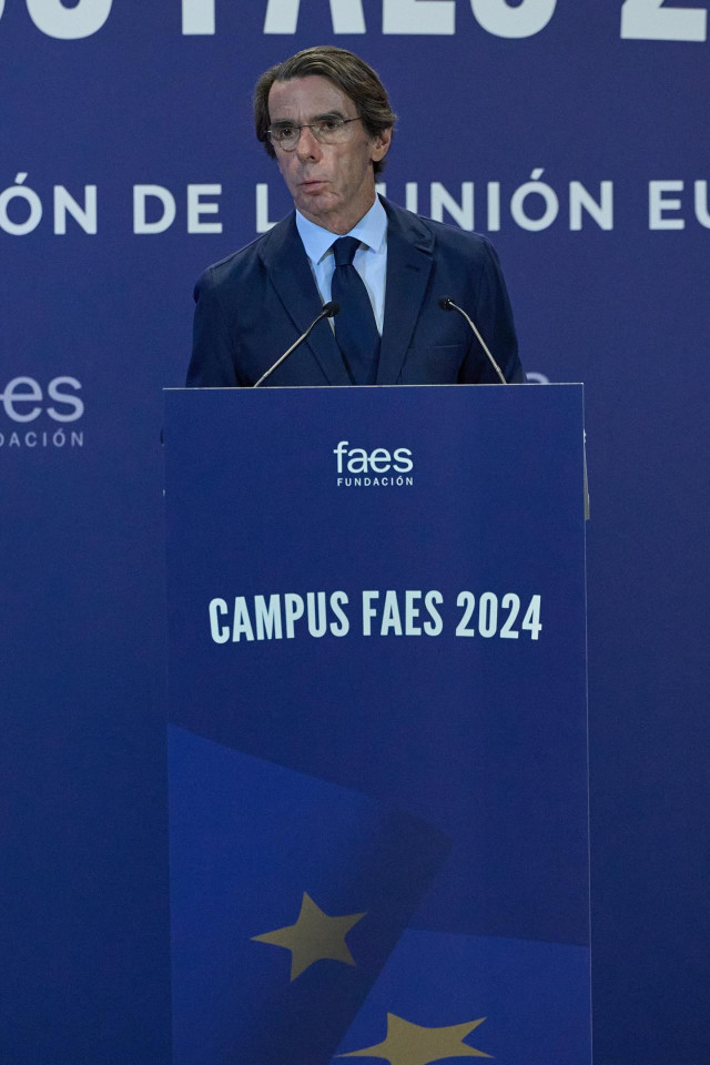 Archivo - El ex presidente del Gobierno José María Aznar interviene en la inauguración del 'Campus FAES 2024', en el Hotel Petit Palace Savoy Alfonso XII, a 23 de septiembre de 2024, en Madrid (España).