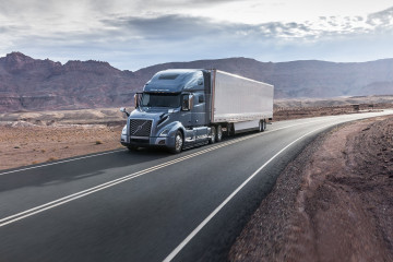 Archivo - Volvo Group reduce un 30% su beneficio operativo a 1.211,8 millones en el primer trimestre del año.