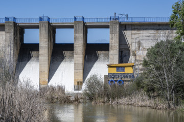 Archivo - Presa en la cuenca del Guadiana