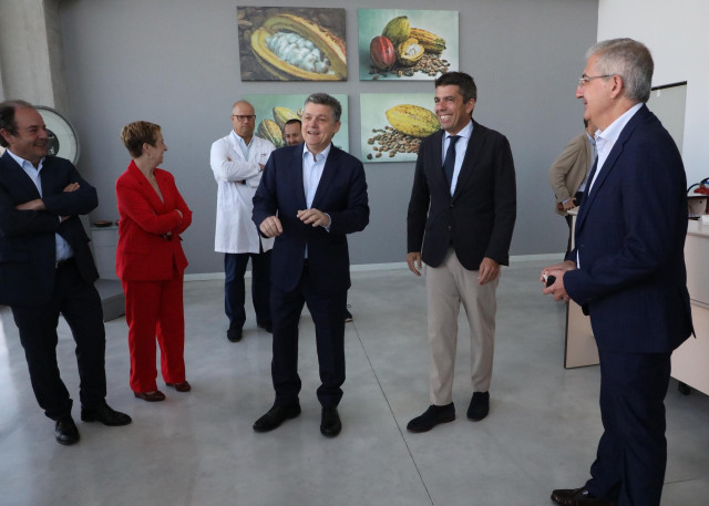 Visita del 'president' de la Generalitat, Carlos Mazón, a Xixona (Alicante)