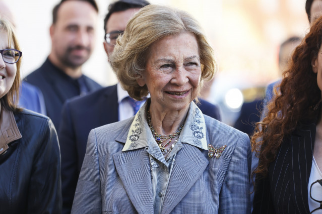 Archivo - La Reina Sofía posa a su llegada al acto oficial de presentación de la campaña 