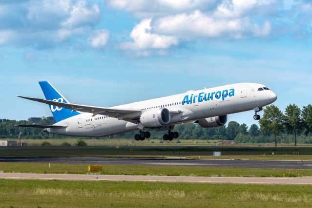 Archivo - Avión 787 Dreamliner de Air Europa.