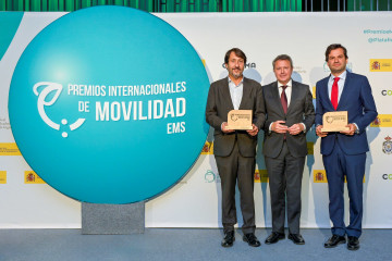La empresa de movilidad Alsa y la compañía de infraestructuras energéticas Redexis han recibido el Premio Internacional de Movilidad 2025 en la categoría de 'empresa privada-gran empresa'.