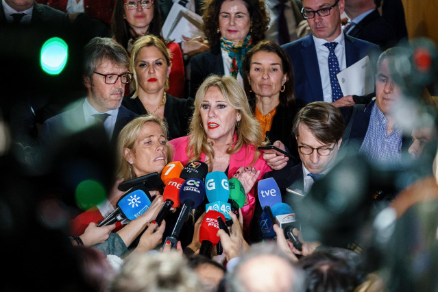 Archivo - La consejera de Economía, Hacienda y Fondos Europeos de la Junta de Andalucía, Carolina España, tras abandonar junto al resto de comunidades del PP una reunión del CPFF. (Foto de archivo del 26 de febrero de 2025).