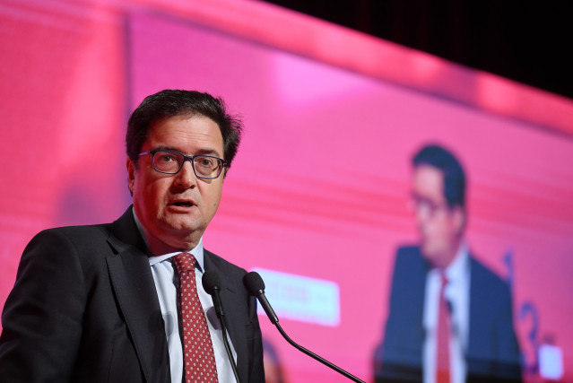 El ministro para la transformación Digital y de la Función Pública, Óscar López, interviene en el Congreso de Comisiones Obreras, en el Auditorio Marcelino Camacho, a 12 de mayo de 2025