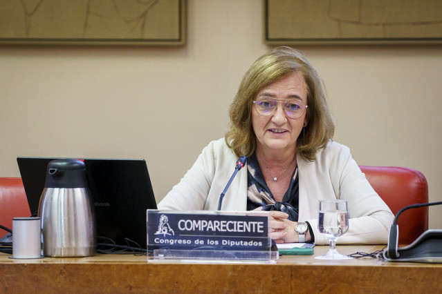 La presidenta de la Autoridad Independiente de Responsabilidad Fiscal (AIReF), Cristina Herrero, comparece ante la Comisión de Hacienda y Función Pública, en el Congreso de los Diputados, a 12 de mayo de 2025, en Madrid (España).