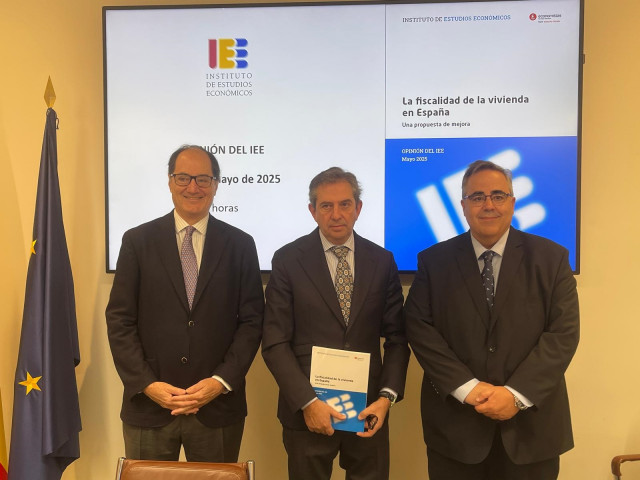 Presentación del informe 'La fiscalidad de la vivienda en España. Una propuesta de mejora' del Instituto de Estudios Económicos (IEE).