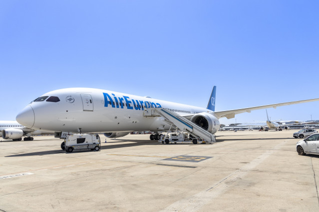 Archivo - Avión Boeing 787-9 de Air Europa.
