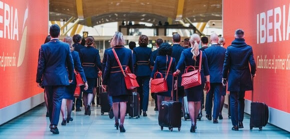 Iberia y tripulantes de cabina alcanzan un preacuerdo para prorrogar tres años el actual convenio.