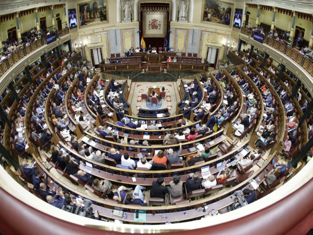 Archivo - Plano general del hemiciclo del Congreso