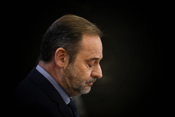 Archivo - El exministro José Luis Ábalos durante una rueda de prensa en el Congreso