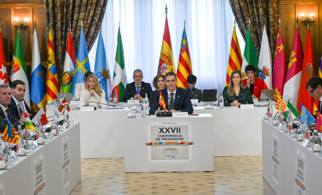 Archivo - El presidente del Gobierno, Pedro Sánchez, durante la XXVII Conferencia de Presidentes, en el Palacio de la Magdalena, a 13 de diciembre de 2024, en Santander, Cantabria (España).