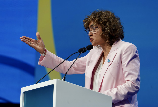 La jefa de la delegación española en el Grupo PPE, Dolors Montserrat, en la clausura del congreso del Partido Popular Europeo (PPE), a 30 de abril de 2025, en Valencia, Comunidad Valenciana (España)