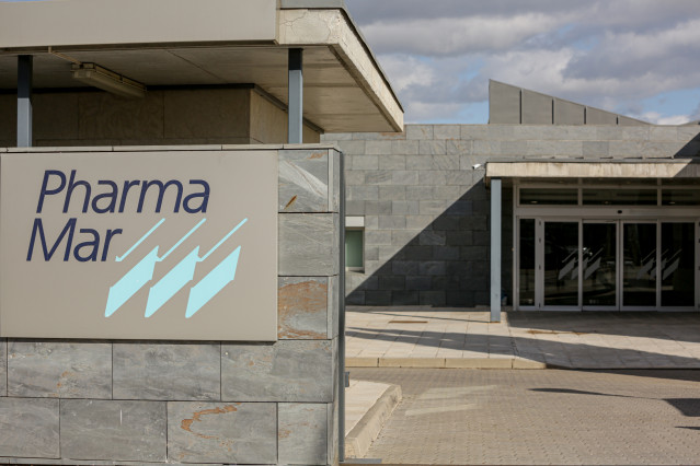 Archivo - Entrada a la sede de PharmaMar