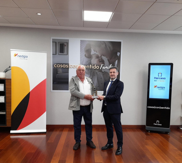 Naturgy reconoce a Hercesa por sus 50 años de colaboración implantando el uso del gas en sus promociones