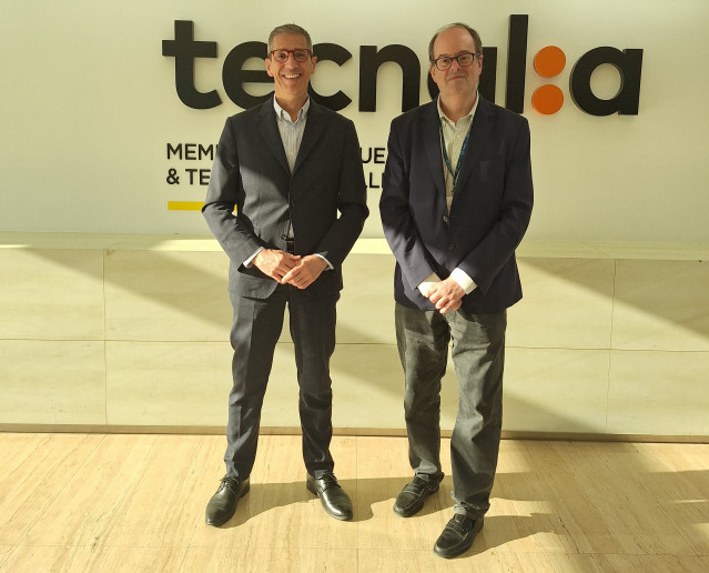 José Luis Elejalde (Tecnalia) y Óscar Fernández de Retana (Arteche)