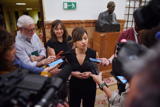 La ministra de Juventud e Infancia, Sira Rego, durante el pleno en el Congreso de los Diputados, a 21 de mayo de 2025, en Madrid (España).