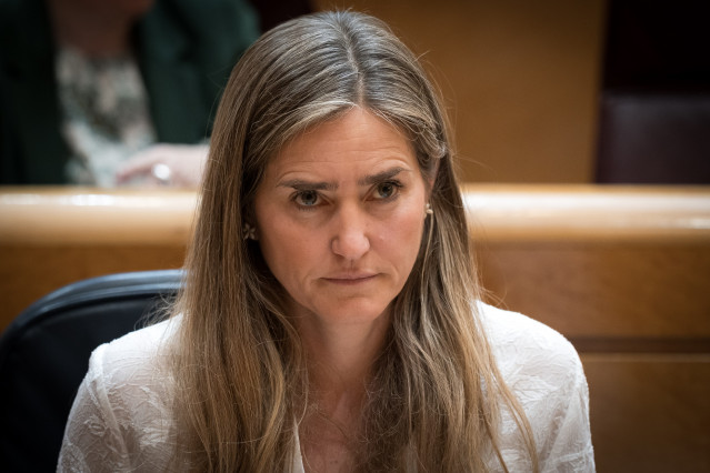 La vicepresidenta tercera y ministra para la Transición Ecológica y el Reto Demográfico, Sara Aagesen, durante una sesión plenaria en el Senado, a 21 de mayo de 2025, en Madrid (España). Aagesen comparece en el Senado sobre el apagón del 28 de abril que a