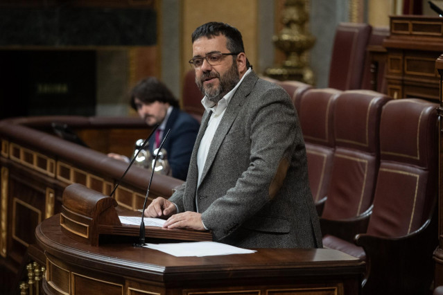 Archivo - El diputado de Sumar Vicenç Vidal interviene durante una sesión plenaria en el Congreso de los Diputados, a 18 de marzo de 2025, en Madrid (España). El Pleno del Congreso debate la toma en consideración de la proposición de ley del PSOE que plan