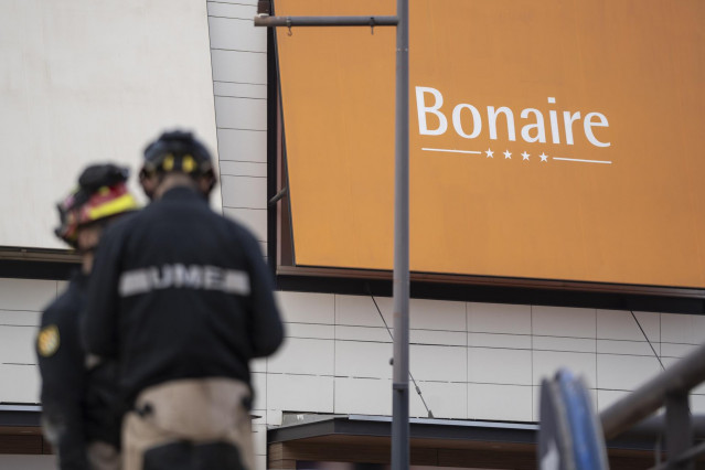 Archivo - Efectivos de la UME en el Centro Comercial Bonaire, a 3 de noviembre de 2024, en Valencia, Comunidad Valenciana (España).