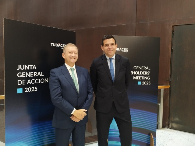 El presidente de Tubacex, Manuel Moreu, y el CEO de la compañía, Josu Imaz