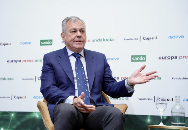El alcalde de Sevilla, José Luis Sanz, durante su intervención en los desayunos informativos de Europa Press Andalucía. A 23 de mayo de 2025, en Sevilla, (Andalucía, España). El alcalde de Sevilla, José Luis Sanz, participa en los desayunos informativos d