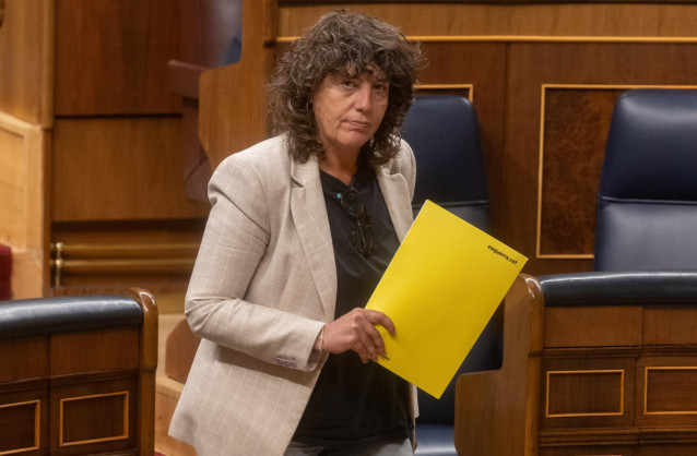 Archivo - La diputada de ERC Teresa Jordà durante una sesión plenaria en el Congreso de los Diputados, a 20 de noviembre de 2024, en Madrid (España).