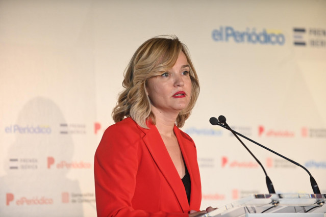 La ministra de Educación y secretaria general del PSOE Aragón, Pilar Alegría, participa en un desayuno informativo, organizado por El Periódico de Aragón, a 23 de mayo de 2025, en Zaragoza, Aragón (España).