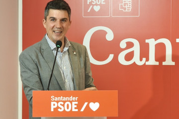 El secretario general del PSOE de Santander, Daniel Fernández