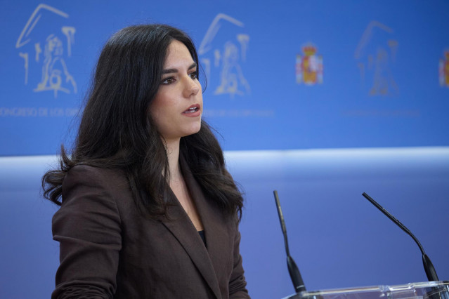 La portavoz de VOX en el Congreso, Pepa Millán, durante una rueda de prensa en el Congreso de los Diputados.