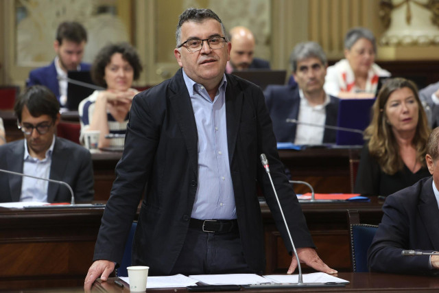 El conseller de Agricultura, Pesca y Medio Natural, Joan Simonet.
