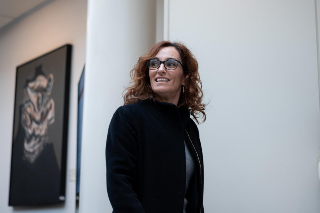 Archivo - La ministra de Sanidad, Mónica García, a su llegada a una sesión de control en el Senado, a 11 de marzo de 2025, en Madrid (España).