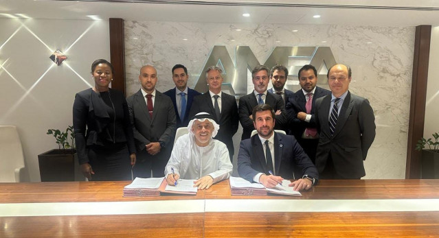 Cox se alía a la emiratí AMEA Power para impulsar proyectos de agua y energía en Oriente Medio y África