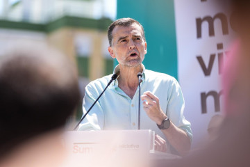 El coordinador federal de Izquierda Unida (IU), Antonio Maíllo, durante el acto promovido por Movimiento Sumar e IU sobre la reducción de la jornada en Sevilla, a 25 de mayo de 2025 en Sevilla (Anda