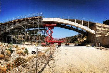 Archivo - Puente en Almería