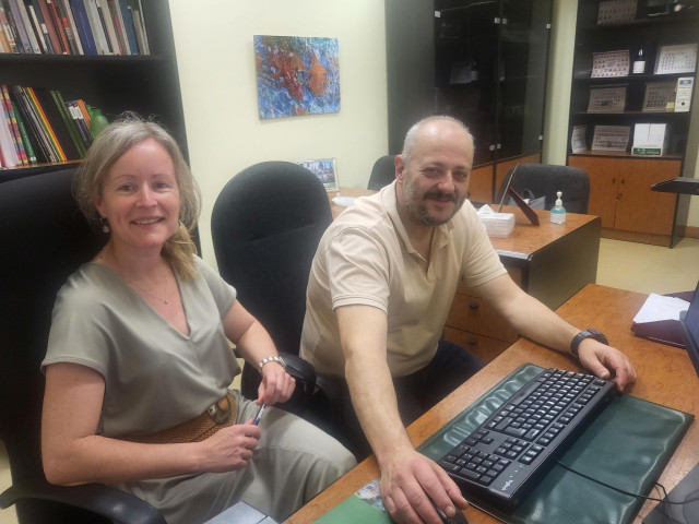 Los investigadores de la Universidad de León Rosana Fuentes Fernández y José Luis del Campo, autores del estudio sobre el mercado de vino sin alcohol