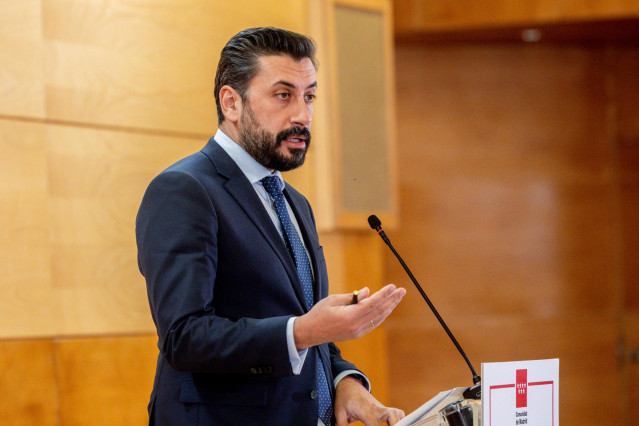 Archivo - El portavoz del PP en la Asamblea de Madrid, Carlos Díaz-Pache.
